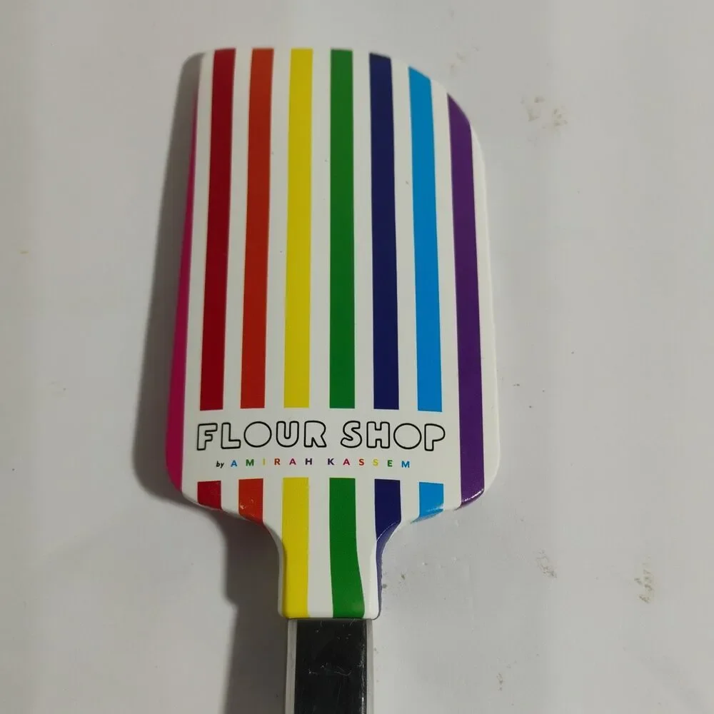 Williams-Sonoma Stainless Silicone Scraper Spatula Kitchenl by Amirah Kassem